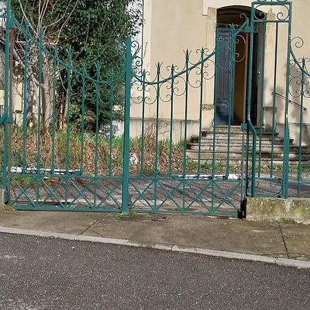 Maison Quai De La Fontaine Plus Parking Nîmes Eksteriør billede